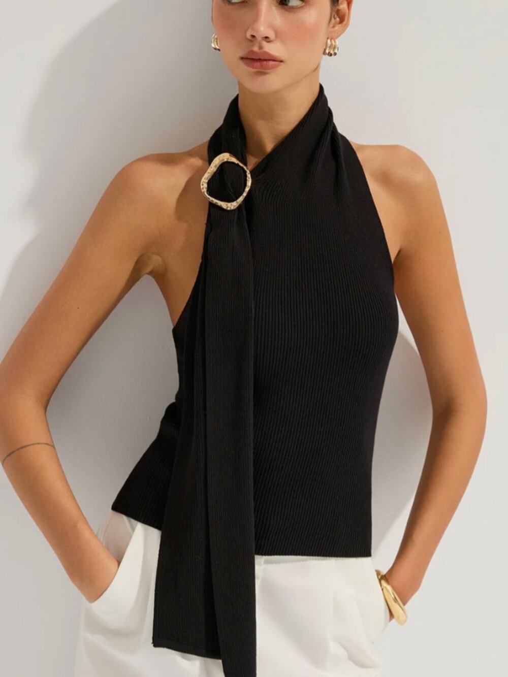 Commense Halter Neck Metal Buckle Knit Top S